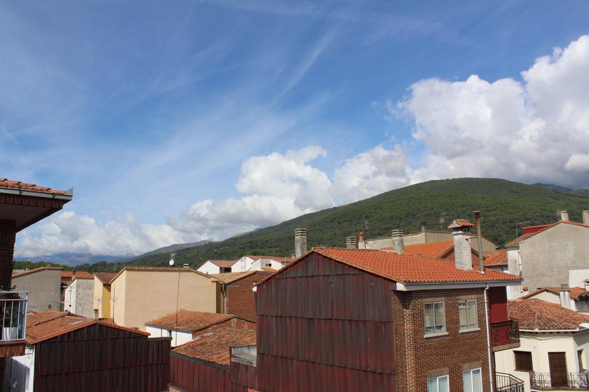 Atico Aires De Gredos Candeleda Exterior foto